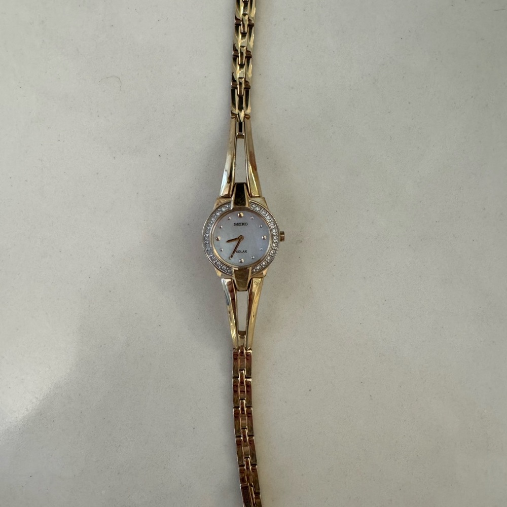 Seiko Gold Tone Women's Bracelet Watch with White Dial
